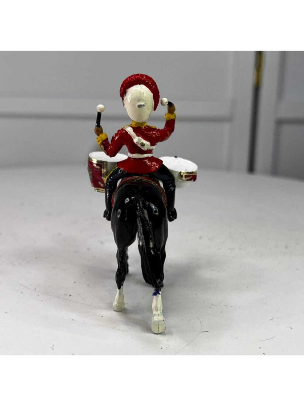 Britains Royal Scots Dragoons Guards Kettle Drummer Diecast Figurine From 1986 - Picture 7 of 9